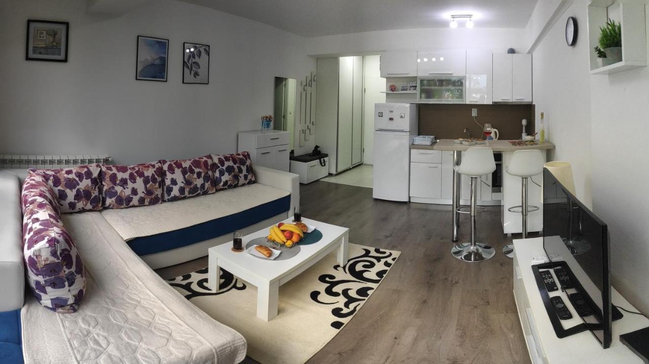 Blue Corner Apartment Üsküp Dış mekan fotoğraf